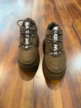 Naked Wolfe Chunky Lace-Up Sneakers SINNERS in brown khaki